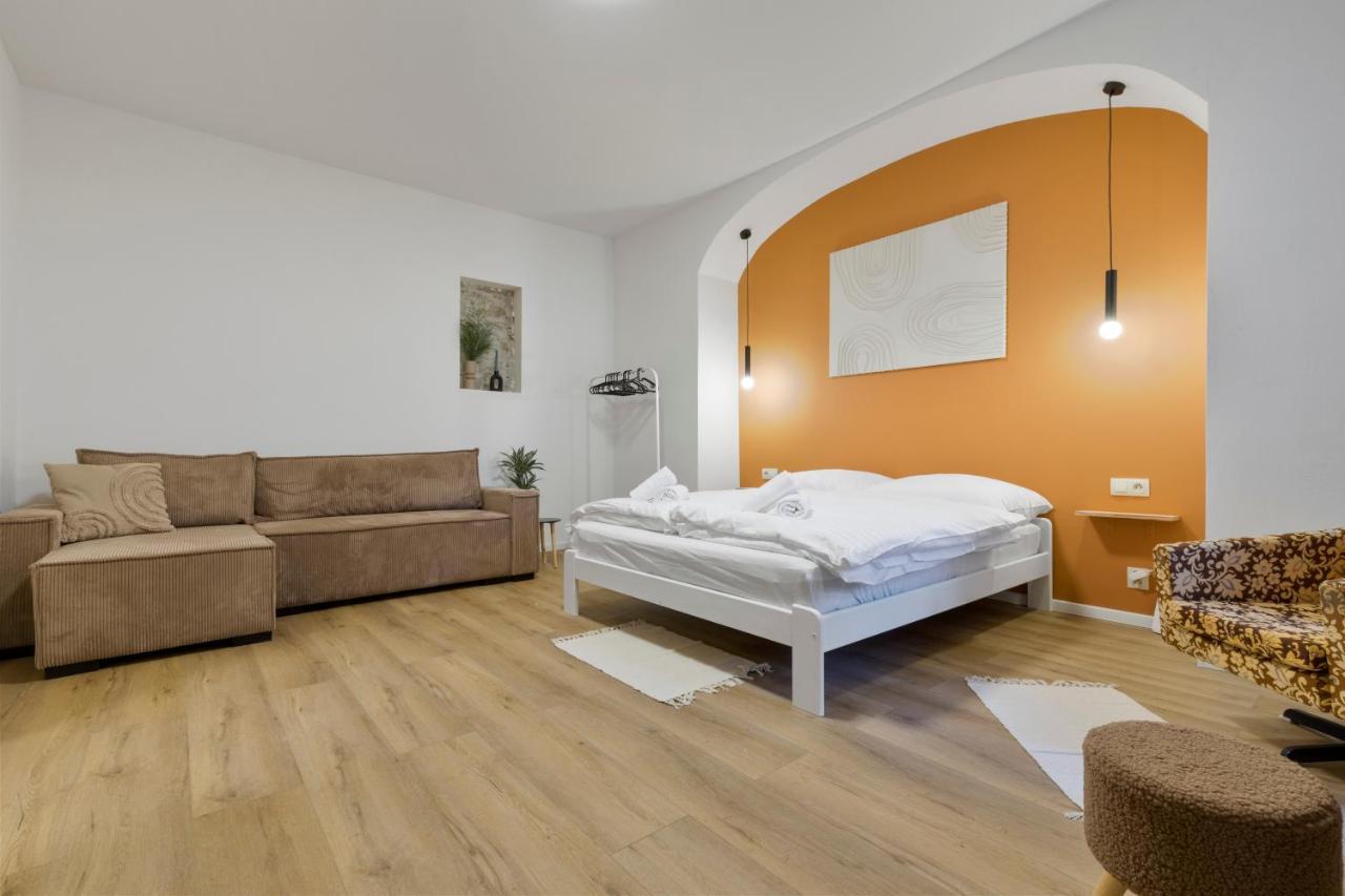 Charming Apt In Centre /W Ac Bratislava Esterno foto